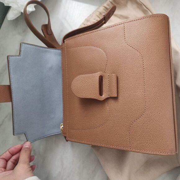 Senreve Alunna  Leather Convertible Bag Shoulder Bag  Backpack Chestnut/Gold main image 7
